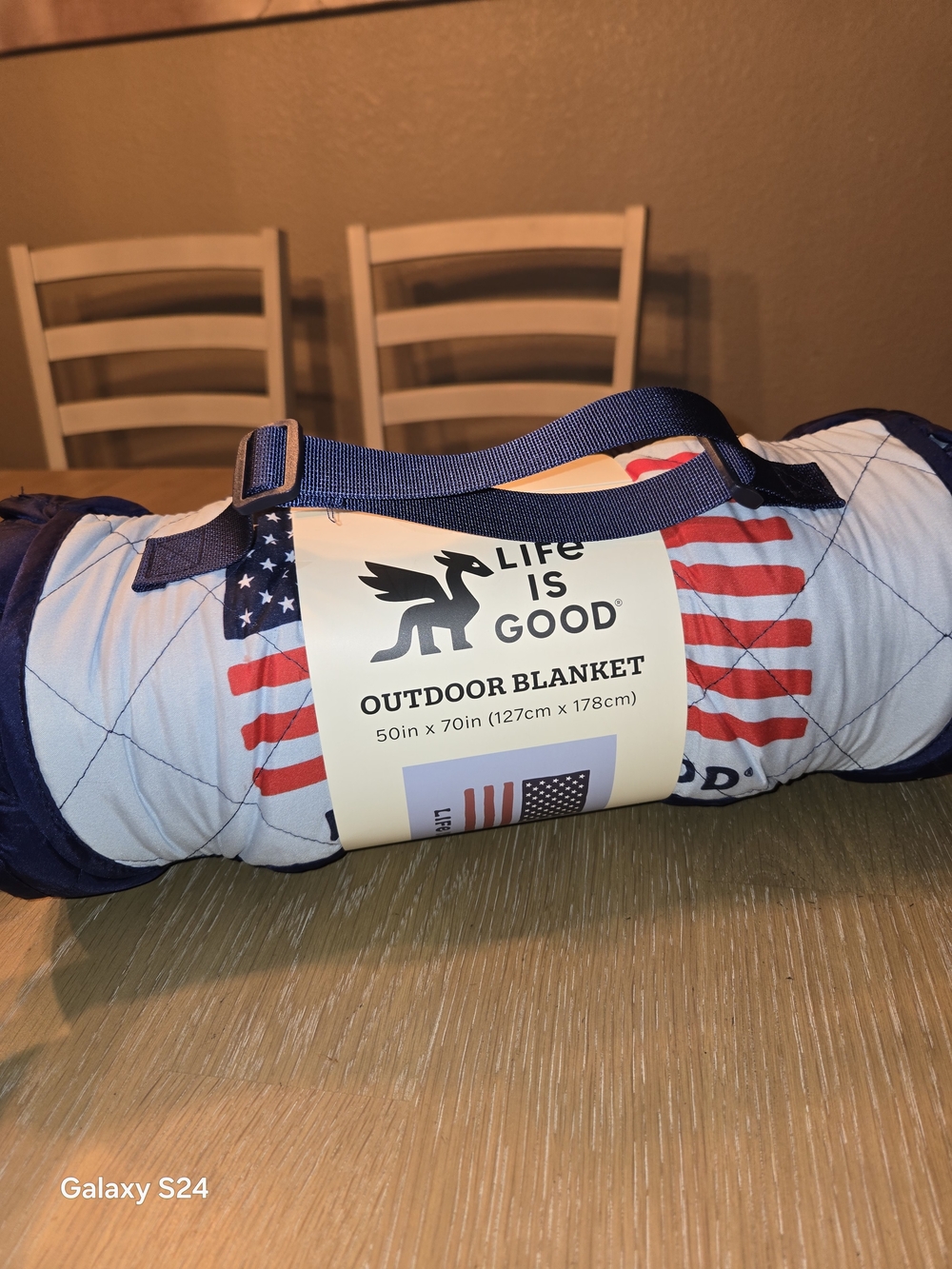 Life Is Good Red, White & Navy Outdoor Blanket with American Flag Motif New